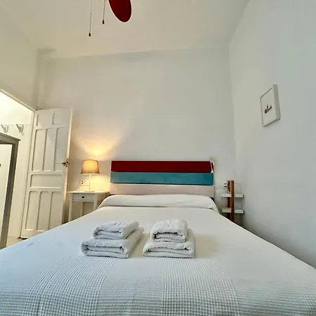 Acogedor 8pax 4bdr 2bth- Cozyhomesevilla2 Apartment