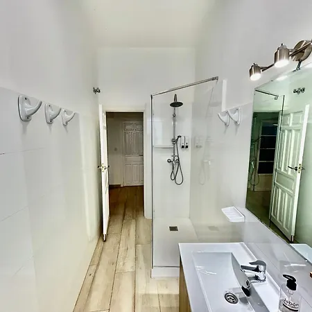 Acogedor 8pax 4bdr 2bth- Cozyhomesevilla2 Apartment *