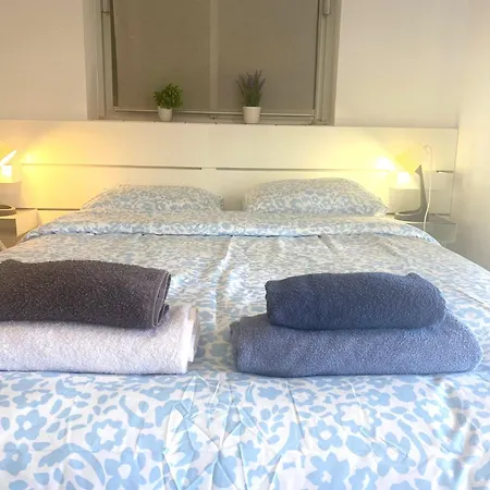 Casa Parras Basilica Homestay Seville