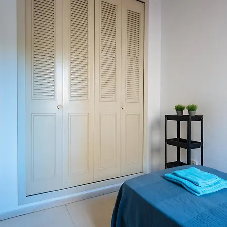 Piso Familiar Virgen Del Rocio Apartment Seville