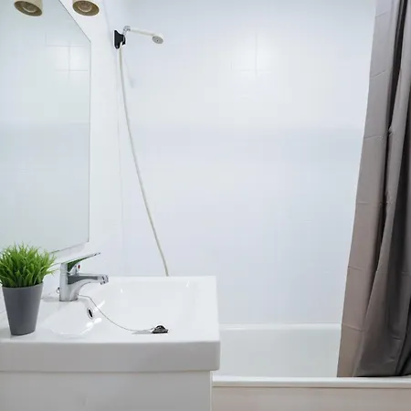 Piso Familiar Virgen Del Rocio Apartment Seville