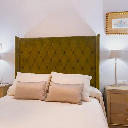 Centro Luxe 3 Apartment *