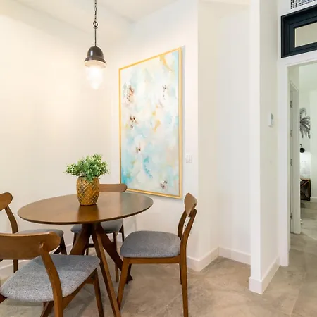Cano Y Cueto , Jardines De Murillo Apartment *