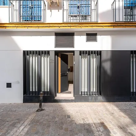Cano Y Cueto , Jardines De Murillo Apartment