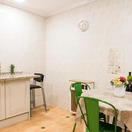 La Casa De Flores Homestay Seville