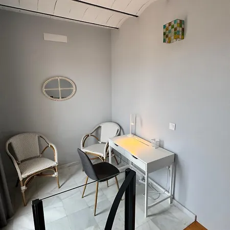 Casa De La Columna, Triana Seville
