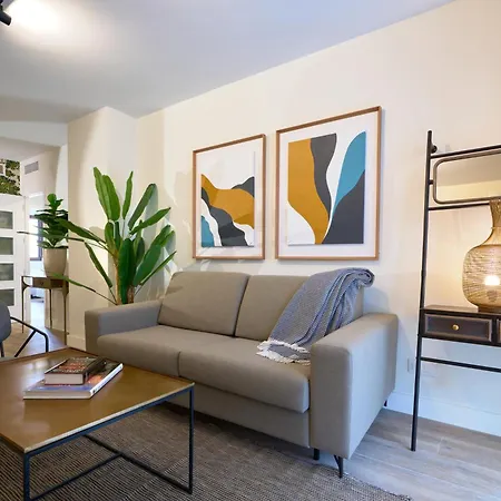 Casa Pizarro, By Homing U Hotel apartamentowy *
