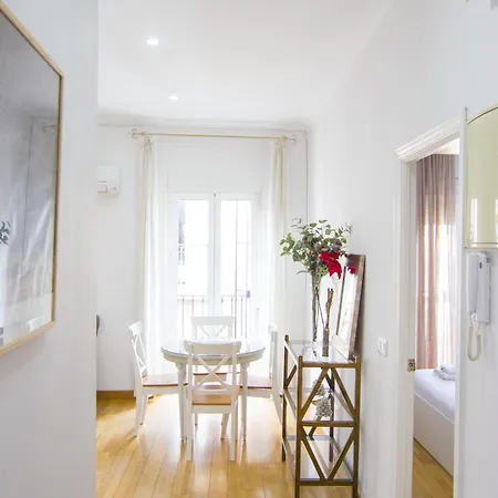 Rentalsevilla Cuna Apartment *