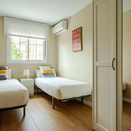 Torneo Free Parking Luminoso Climatizado 7 Pax Apartment