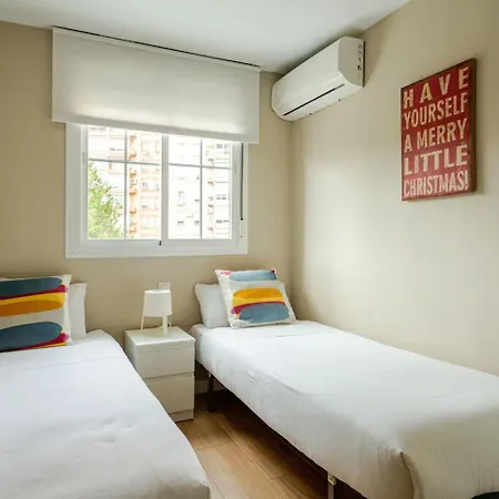 Apartment Torneo Free Parking Luminoso Climatizado 7 Pax