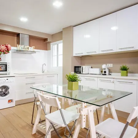 Apartment Torneo Free Parking Luminoso Climatizado 7 Pax