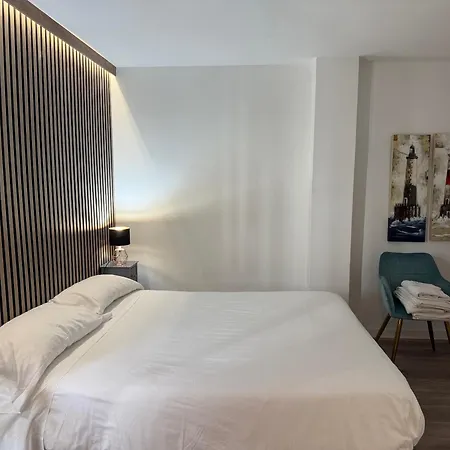 Estudios Placentines Seville