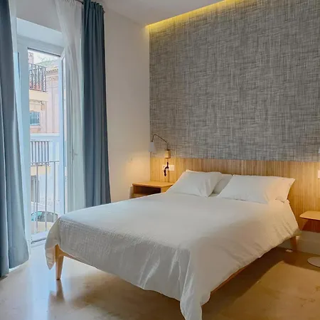 White Alameda Apartment