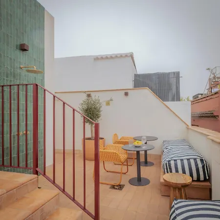 Lirium Casa Patio *