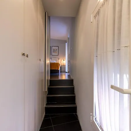 C2 With Terrace In The Arenal, Cathedral Apartment