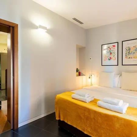 Apartment C2 With Terrace In The Arenal, Cathedral Seville