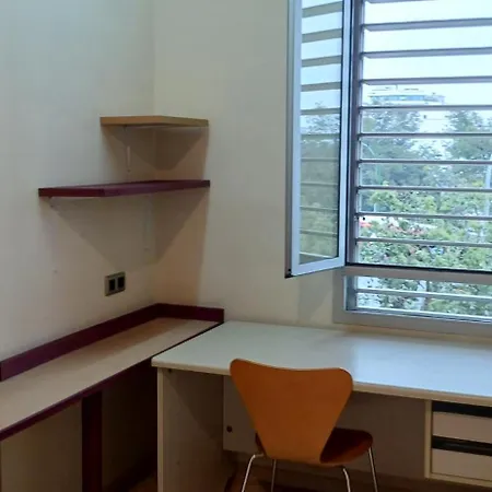 Larru Bermejales Residencia Universitaria