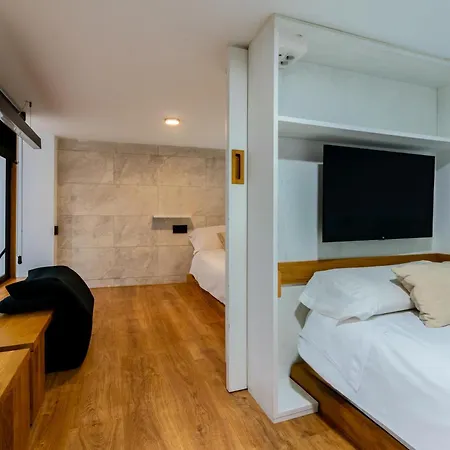 Komodo Goyeneta - Duplex With Pool & Patio. Apartment *