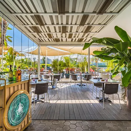 Barcelo Renacimiento 5*