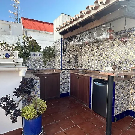 La Alcazaba De Triana *