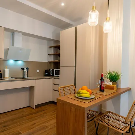 Estudio Levies 1 Bis By Thegoodtourist * Seville