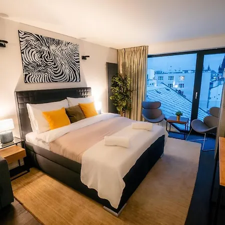 Appartement 4 Bedrooms Casco Antiguo Séville