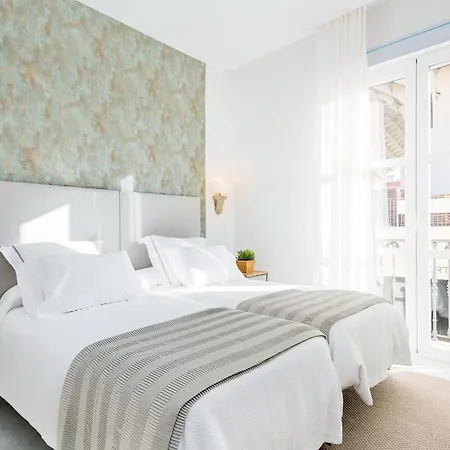 Genteel Encarnacion Apartment