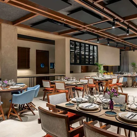 Radisson Collection Hotel, Magdalena Plaza 5*
