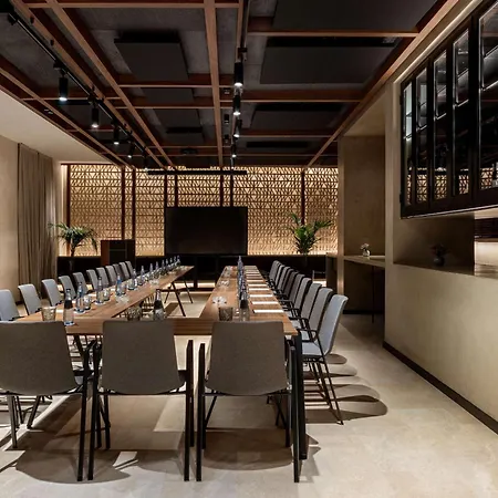 Radisson Collection Hotel, Magdalena Plaza 5* Sevilla