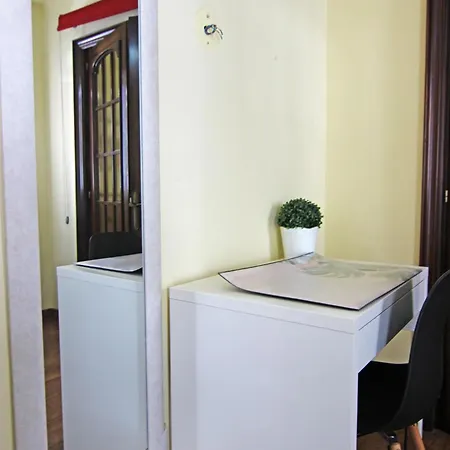 Rentalsevilla Acogedor Rodeado De Palacios