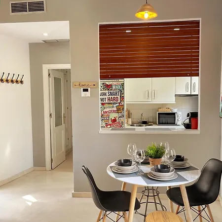 Alvarez Quintero Apartamento