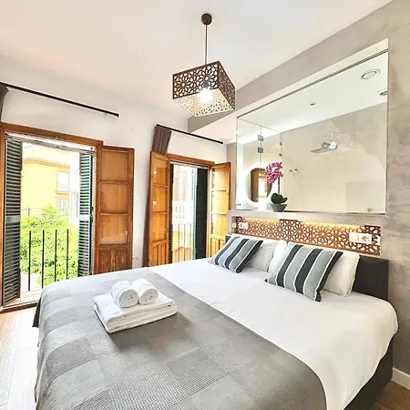 Unique House - Private Spa&pool -stayinseville *