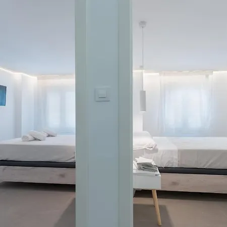 Апартаменты Buhaira Suites, Free Parking And Subway