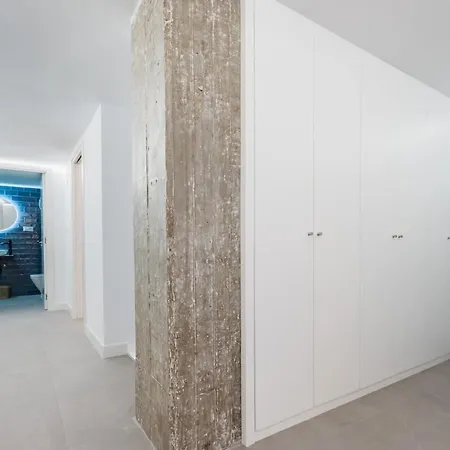 Buhaira Suites, Free Parking And Subway Севилья