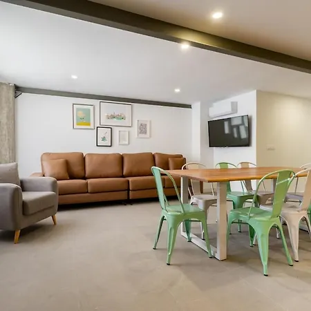 Апартаменты Buhaira Suites, Free Parking And Subway Севилья