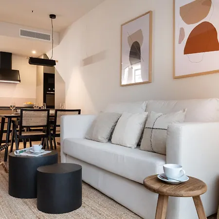 Apartment Magno Robles With Jacuzzi And Private Parking *