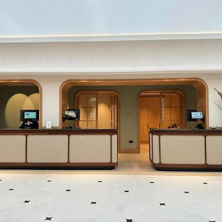 Becquer Hotel