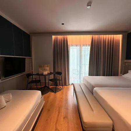 Hotel Becquer