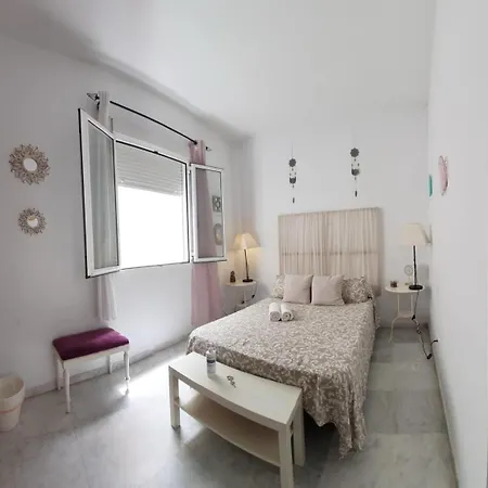 Appartement Budget And Lovely Setas Séville