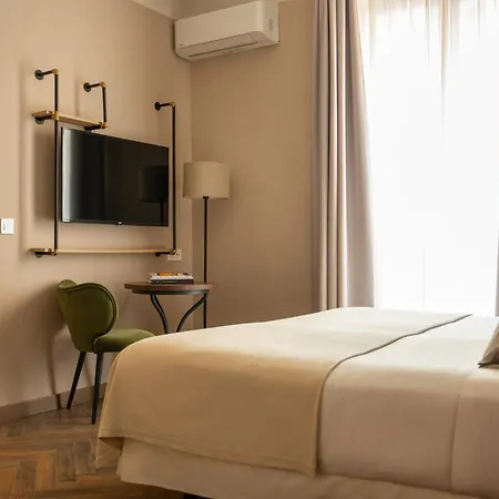 Otel The Honest & 3*
