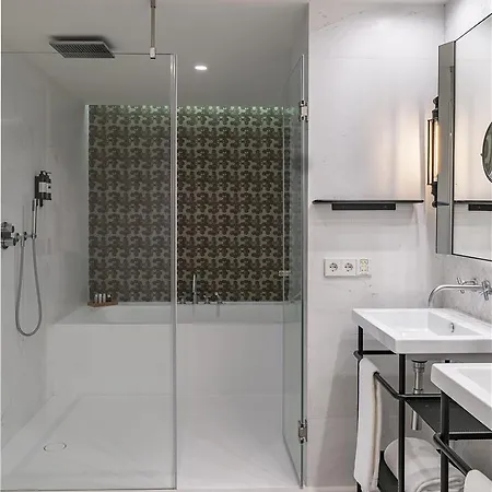 Vincci Molviedro Hotel 4*