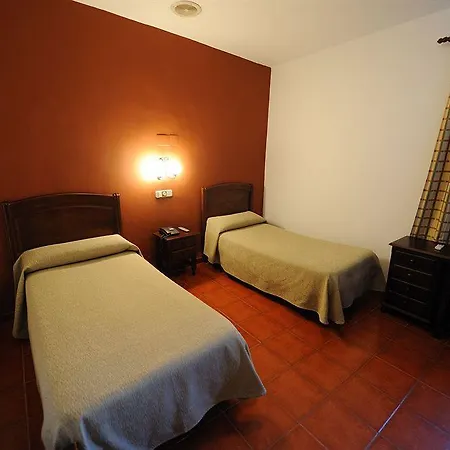 Zaida Hotel *