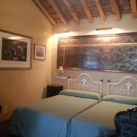 El Palacio De San Benito Pensión 4*