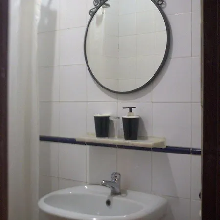 Lis Guest house *