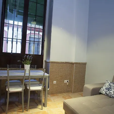 Apartment Reservaloen Puerta De La Maestranza *