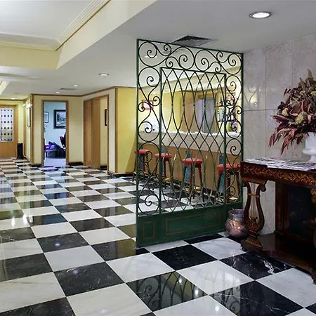 Hotel Monte Carmelo 4*