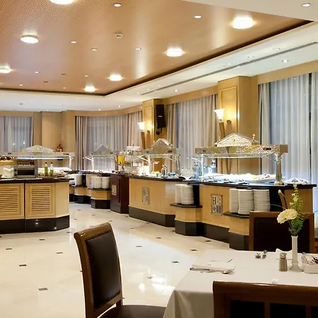 Hotel Center