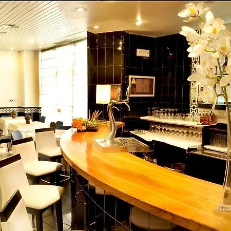 Catalonia Híspalis Hotel 3*