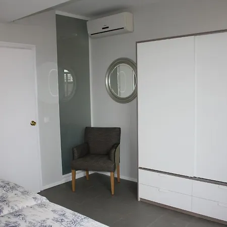 Avenida Apartment