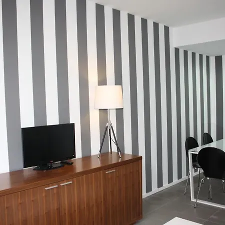 Avenida Apartment